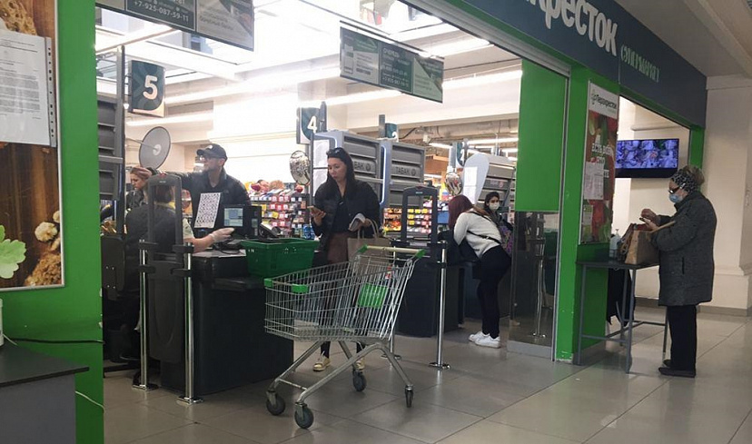 Саратовцы рискуют заболеть коронавирусом при покупке продуктов