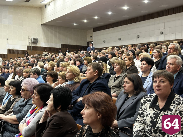 Президент решил создать в Саратове Суворовское училище