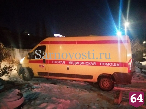 В Саратове сгорел гараж с иномаркой