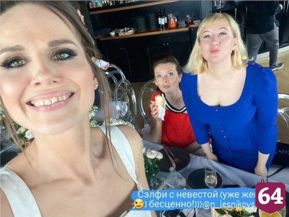 Популярный актер из Саратова женился на коллеге с двумя детьми