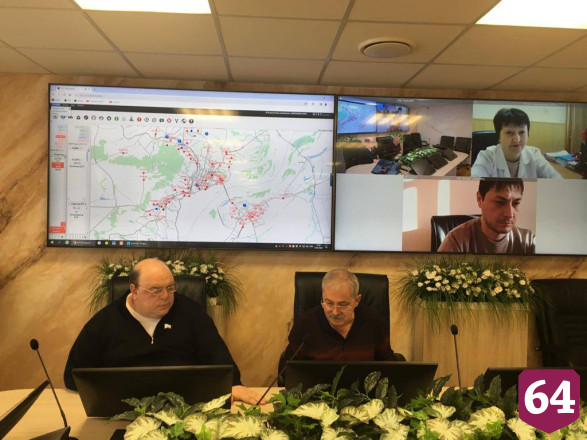 Глава минздрава назвал пик нагрузки на саратовские скорые
