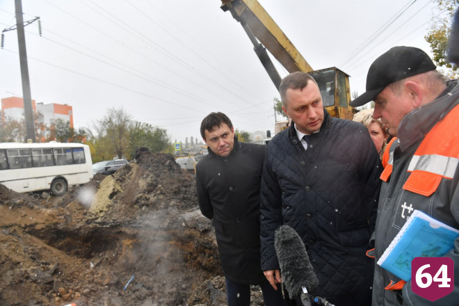 Губернатор поручил обратиться в прокуратуру из-за аварии на теплотрассе в Саратове