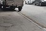 Автохамы облюбовали тротуар в центре Саратова 