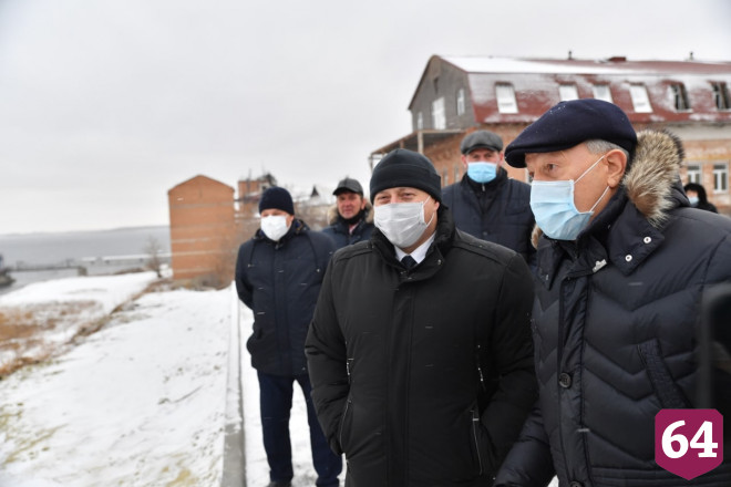 Губернатор поручил построить причал на берегу Волги 