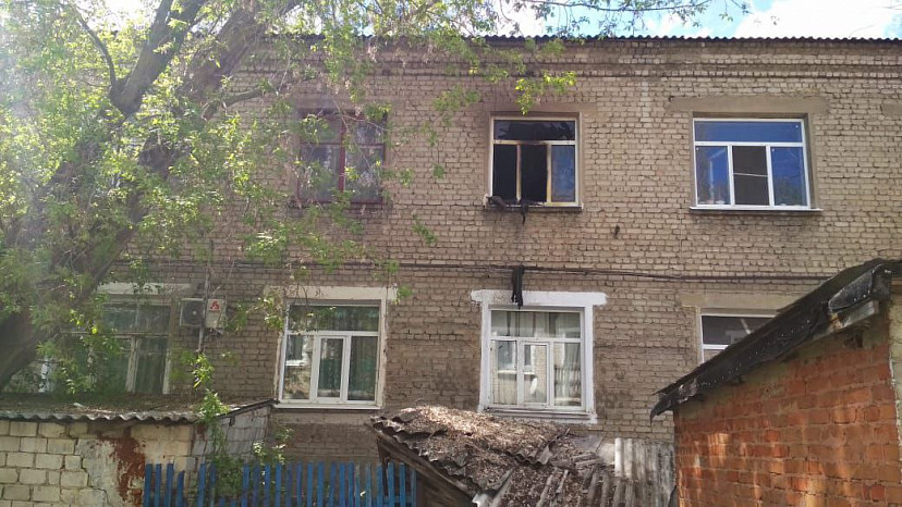 Под Саратовом пьяные курильщики отравились дымом на пожаре