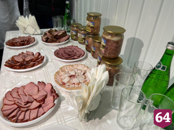 Губернатора впечатлила экопродукция духовницкой птицефабрики 
