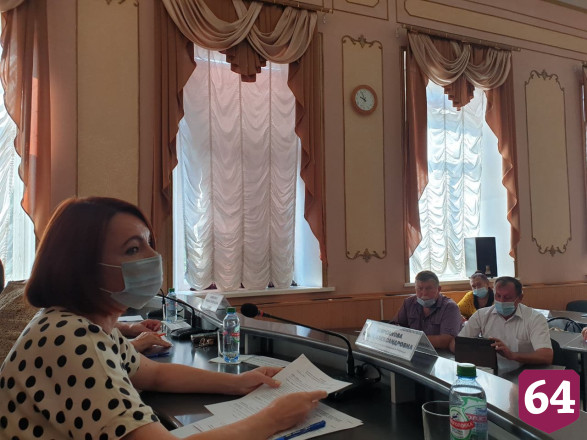 Глава Вольского района досрочно ушел в отставку