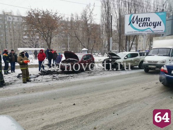 В массовом ДТП на 1-й Дачной пострадал водитель легковушки