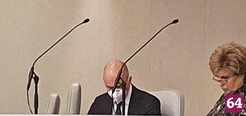 После слов Володина Силуанов замялся и опустил голову