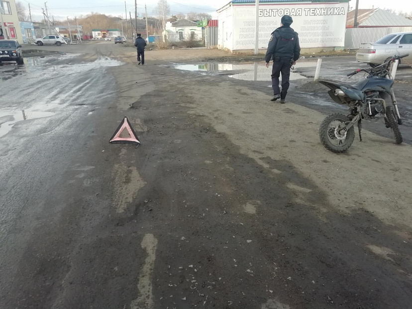 Под Саратовом автоледи сбила 15-летнего подростка на мопеде