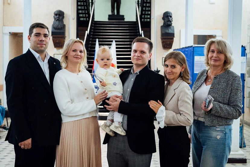 На выборах в Саратове голосуют династиями