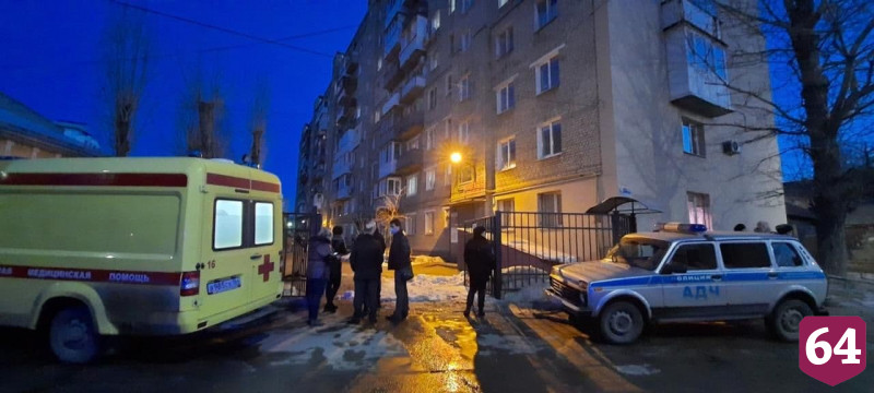 Погибшие на пожаре в Саратове дети могли поджечь диван