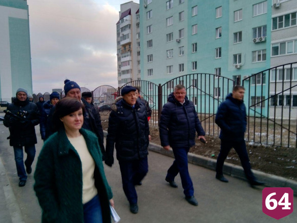 Строителям указали на недочеты в новых детских садах Саратова 