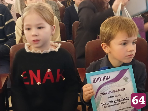 Саратовская победительница экопремии любит пчел и верит в правило трех «Н»