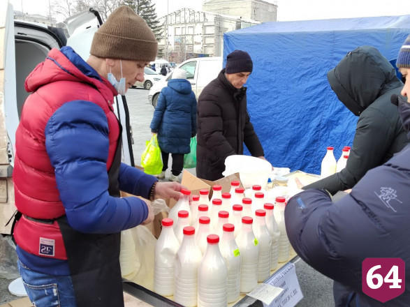 На ярмарке в Саратове сахар продавали по 70 рублей