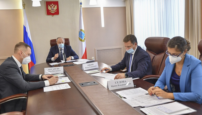 Радаев раскритиковал работу чиновников по обеспечению жильем медиков