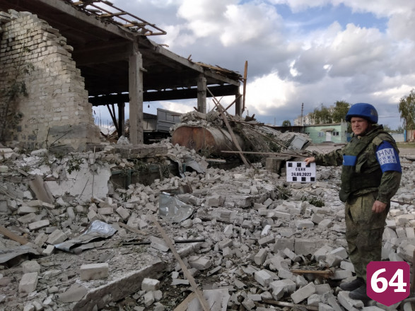 Саратовский чиновник попал под обстрелы в ЛНР