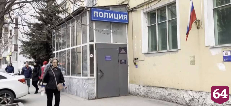 «Оконный мастер» похитил у 80-летнего саратовца полмиллиона рублей