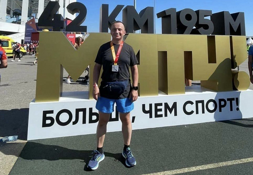 Саратовский хирург пробежал марафон в 10 километров