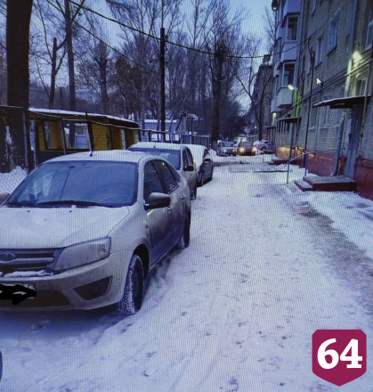Водитель «Гранты» задавил женщину во дворе