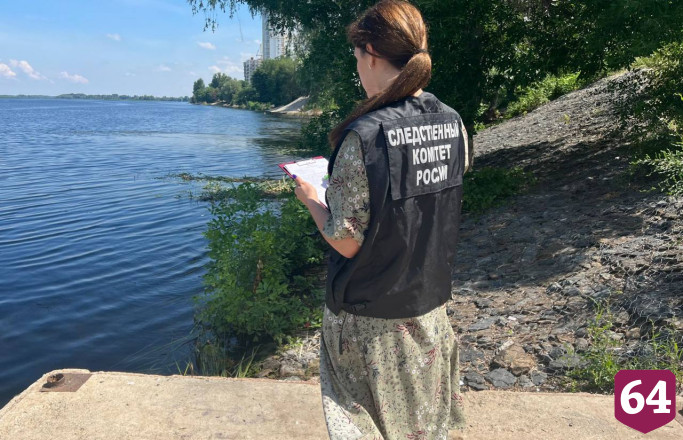 В Волге под Саратовом обнаружили утопленницу