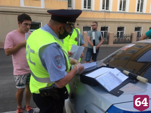 За два дня автоинспекторы Саратова выявили 63 нарушителя 