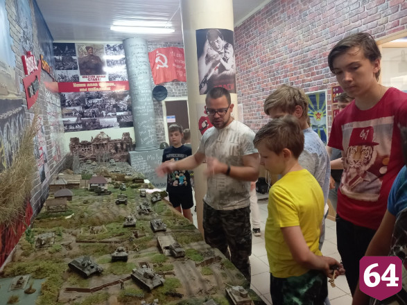 Саратовские школьники в летние каникулы создают роботов