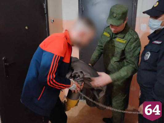 Саратовец раскаялся в смертельном избиении мужчины из-за громкой музыки