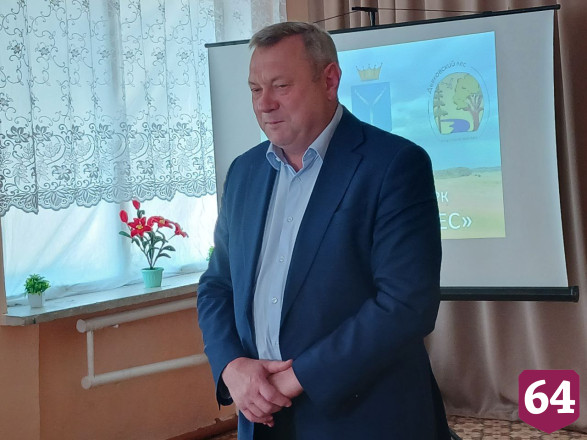 Дуб-великан Дьяковского леса исполнил желание саратовского министра