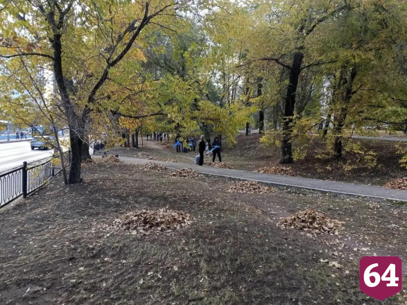 В Саратове на субботник вышли около 50 тысяч жителей