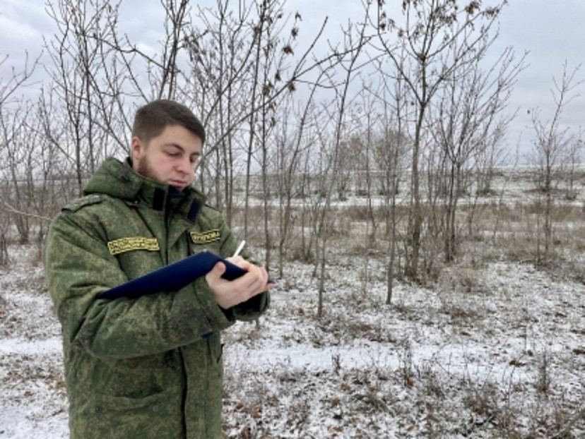 В поле под Саратовом насмерть замерз 62-летний рабочий