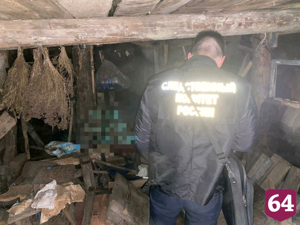 Саратовца затолкали в машину у работы и держали в погребе из-за долга