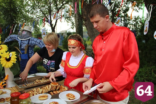 В Энгельсском доме-интернате отпраздновали Медовый Спас