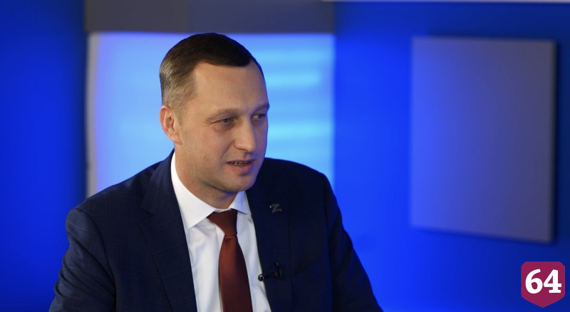 Саратовские чиновники будут добираться на работу общественным транспортом 