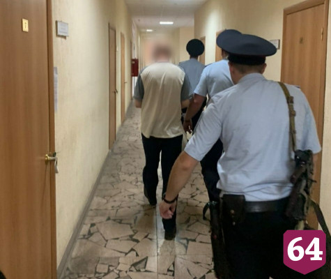 Саратовец зарезал мужчину в гостях и получил 9 лет колонии