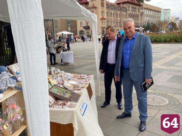 Саратовцев пригласили почувствовать уникальную атмосферу «Палитры ремесел»