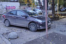 В Саратове автохам отправил мать с коляской в грязь