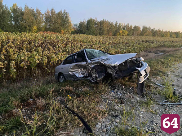 В лобовом ДТП на саратовской трассе травмировался молодой мужчина