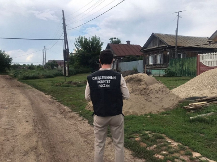 Саратовцы во дворе дома нашли человеческие кости 