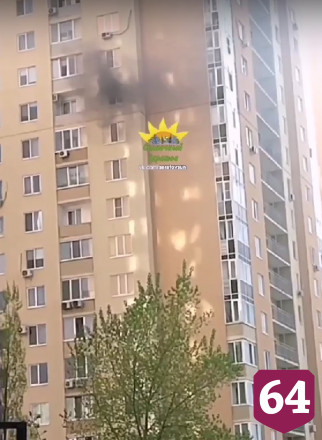 Саратовские пожарные тушили электросчетчик в высотке 