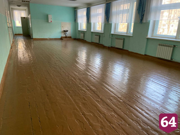 В школах Заводского района отремонтируют спортзалы и дворы