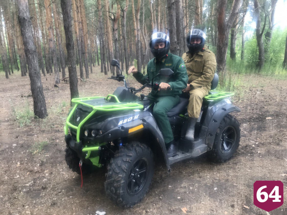 Саратовские леса патрулируют пожарные на квадроциклах