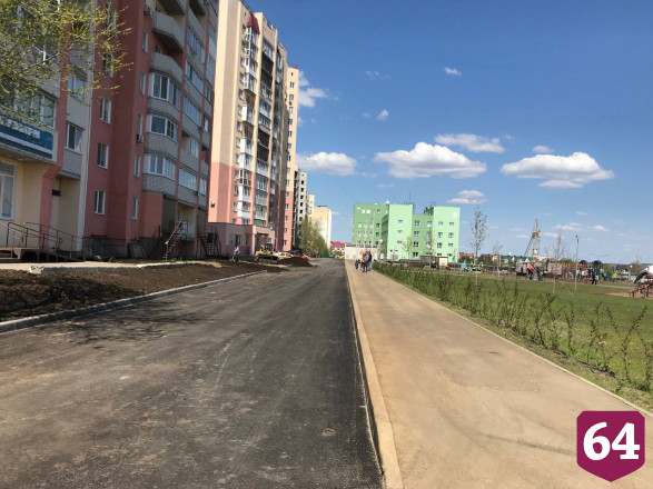 В Саратове сделали дорогу к новой поликлинике