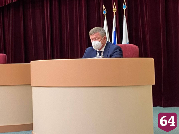 Депутата возмутило отсутствие чиновников на заседании думы Саратова 