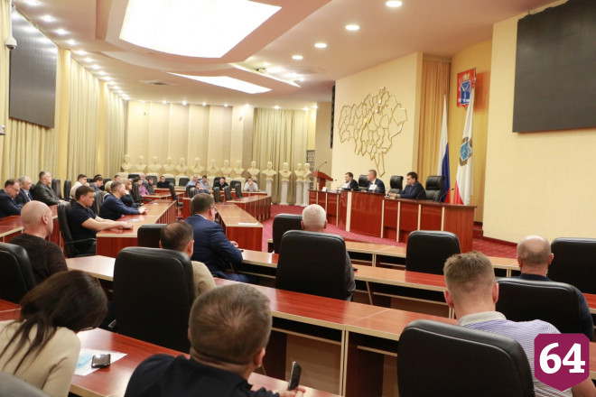 Роман Бусаргин поставил задачу не допустить стагнации строительной отрасли