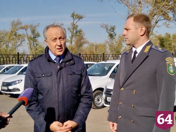 Сотрудникам саратовского Гостехнадзора вручили новые машины 