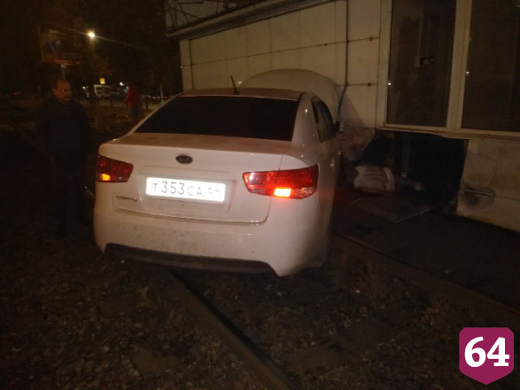 В Саратове 20-летнюю автоледи осудили за гибель 2 пешеходов на тротуаре