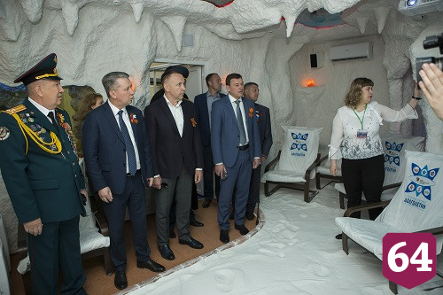 Интернат в Энгельсе отметил День Победы 
