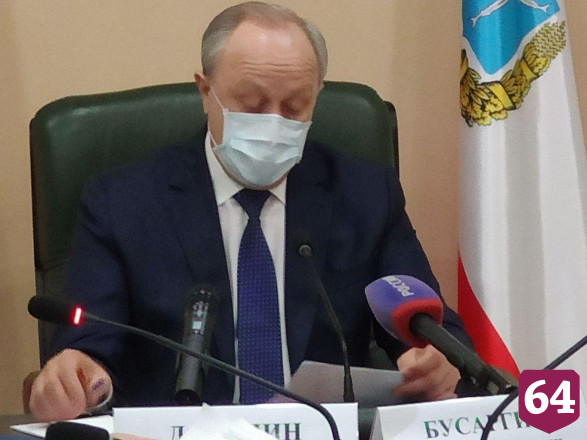 Жители Саратовской области стали реже платить за вывоз мусора 