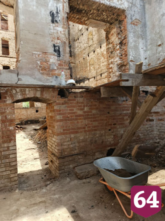 Саратовские энтузиасты два года после пожаров расчищали старинную мельницу